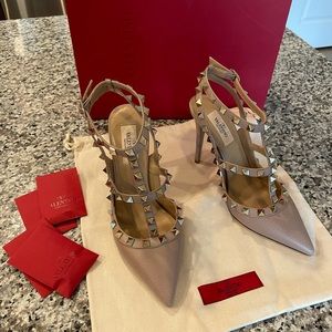 Valentino Rockstud pebbled leather